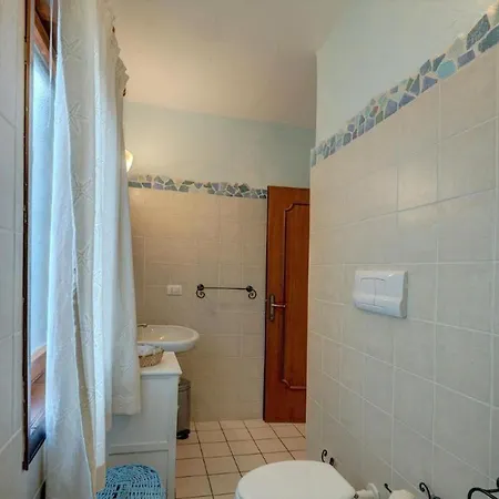 Fantastico Baia De Bahas Two Bedroom Sleeps Six Num0899 Appartement Marinella (Sardinia)