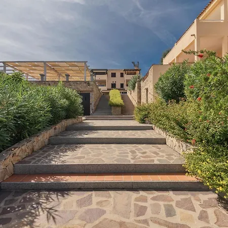 アパート Fantastico Baia De Bahas Two Bedroom Sleeps Six Num0899 マリネッラ